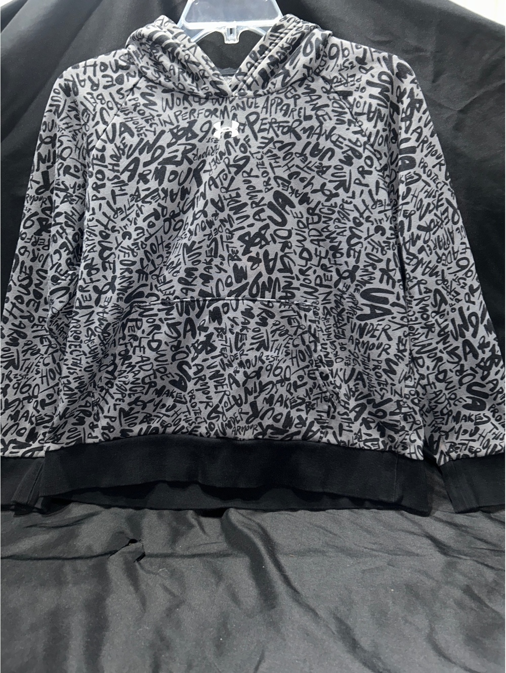 Under Armour Gray and Black Graphic Hoodie Sweatshirt Youth XL